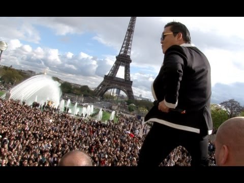 PSY GANGNAM STYLE Paris live flashmob at Trocadero with Cauet (NRJ) 파리 강남스타일 5.11.2012