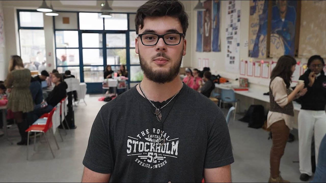 Louis, lycéen, visite le campus de Sciences Po Poitiers