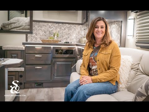 Brittany Pozzi Tonozzi unveils her brand new Signature Quarters custom living quarters!