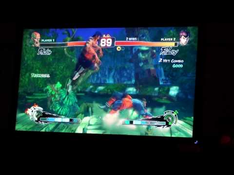 SSF4 SM @ DHS2010 - Yagami (Dh) vs Bubblan (Fei)