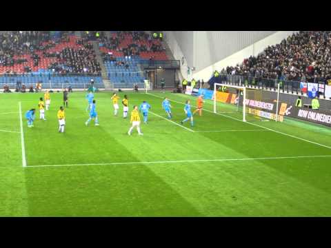 Vitesse Arnhem - Heracles Almelo (March 16th 2012) Wilfried Bony misses penalty