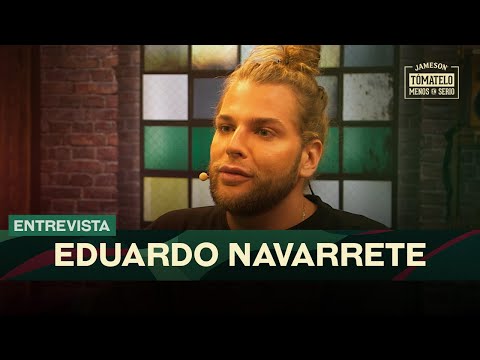EDUARDO NAVARRETE OPINA del outfit de CHENOA #TómateloMenosEnSerio