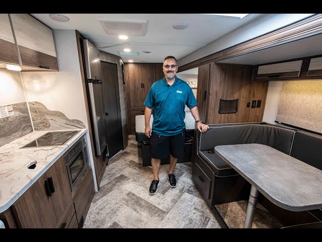 Preview image of 2021 Forest River Sunseeker MBS 2400B (17U221326) youtube video