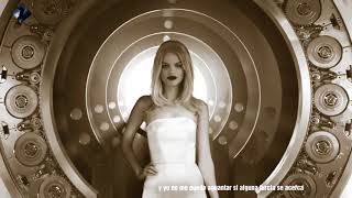 duermes mientras yo escribo Seila Álvarez &quot; Seila Esencia &quot;( letra Subtitulada )