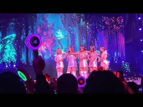 220215 4k TWICE 4th WORLD TOUR LA DAY 1 "MORE & MORE"