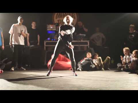 Daria Short Diva Judge Perfomance