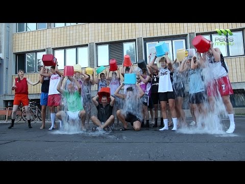 Így öntötték nyakon magukat a PEAC-os lányok