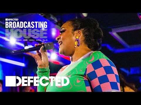 Girls of the Internet live from The Basement (Girls of the Internet Party)