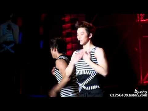 [FANCAM] 101224 2PM JYP Nation con "Bad Girl Good Girl" Junho