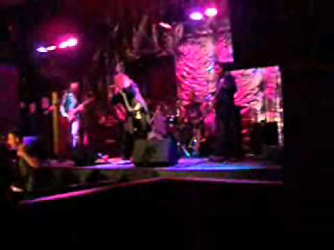 lil somethin.wmv
