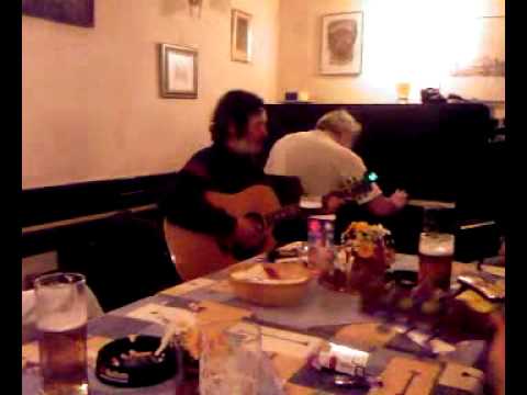 Klobouk ve křoví