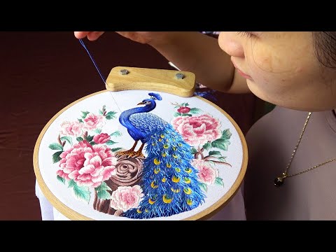The 5 Day Peacock EMBROIDERY Challenge That Actually Works