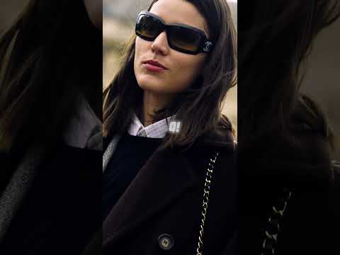 9x16Model Vivienne Rohner Street Style Video Outside Chanel FW 23 Show
