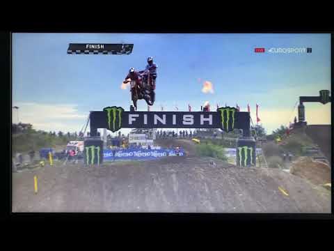 Jeffrey Herlings and Jorge Prado crash after finish MXGP of Teutschenthal