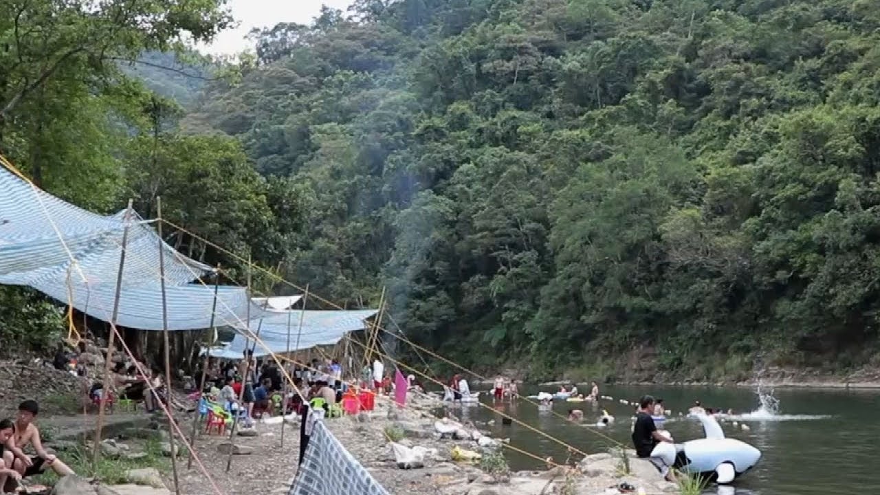 帳篷下的秘密