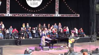 Elvis Costello: &quot;Sulphur To Sugarcane&quot;, 10/27/2013