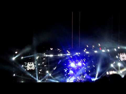 Angello @ EDC 2011 Rolling Deep, Amazing Visuals