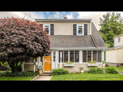 27 Prospect Ave, Lynnfield MA - Debbie Caniff - Tel: 617-771-2827