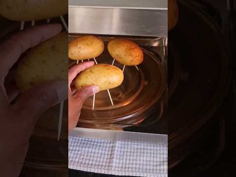 easy and quick way to cook potatoes in microwave #patatoes #patatoesmicrowave #kitchenhacks #....#
