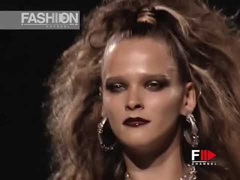 VERSACE Menswear S/S 2003 clip (Girls Only)