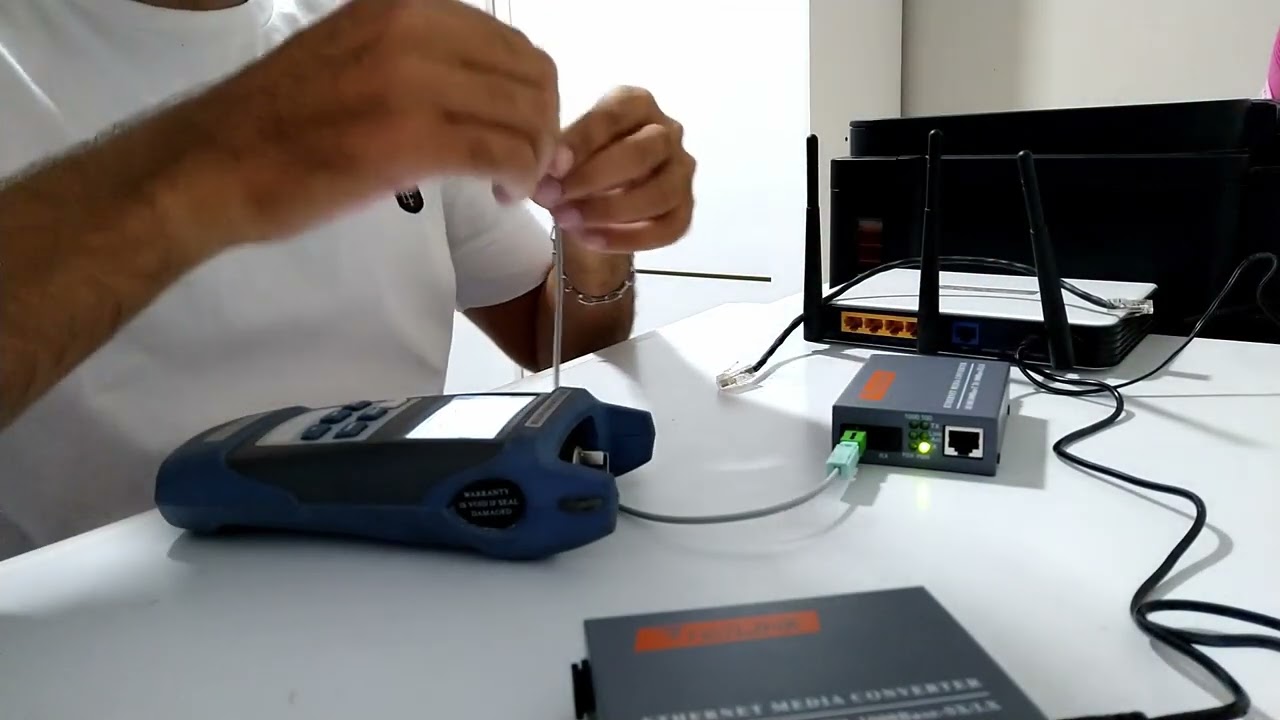 Montei um link ponto a ponto com fibra óptica em casa (passo a passo)
