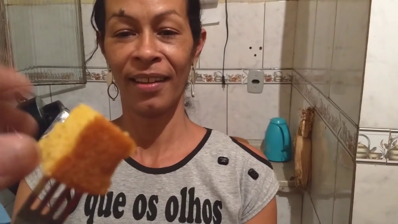 BOLO SEM OVO E SEM MANTEIGA - TESTANDO RECEITA ESTRANHA