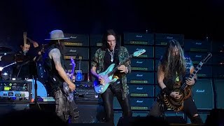 “Still Got The Blues” - Zakk Wylde, Steve Vai, Nuno Bettencourt | Generation Axe 2018