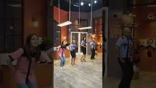 Download lagu Ayu Ting Ting,kiky,Hesti dan Wendi Lapor Pak Dance Tiktok | Wendi Paling Lentur. mp3