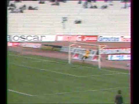 Best football save ever - Nikos Sarganis (Νίκος Σαργκάνης)