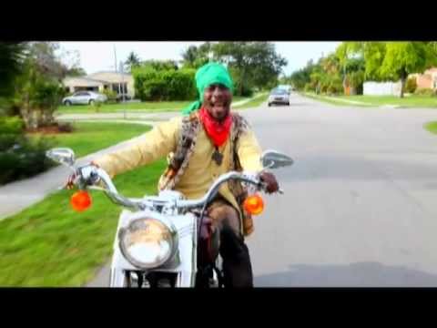 Fyah Sthar, I Wayne, Buzhrock- Hot In Da Streets