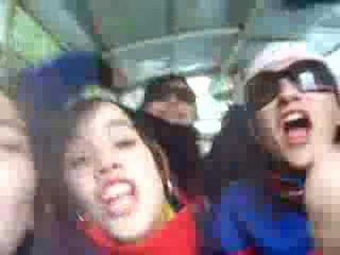 nosotras en el camion!!!