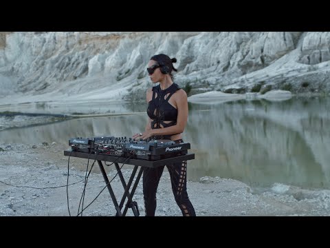 Mari Ferrari Tales Chapter 2  (Peak Techno Mix) 4K