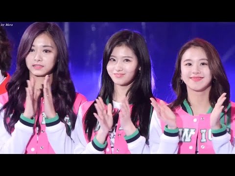 161001 트와이스 (TWICE) 엔딩(ending) 폭죽소리에깜놀 [쯔위,사나,채영]위주 Tzuyu,Sana 직캠 Fancam (2016DMC 페스티벌) by Mera