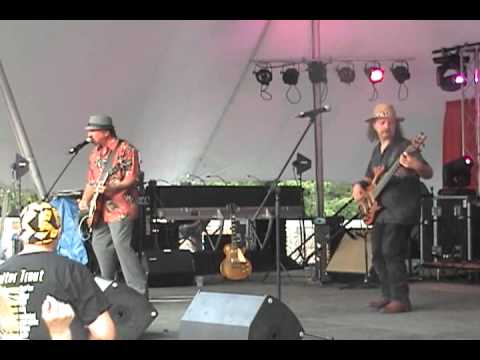 Mike Dugan & the Blues Mission Step Ahead of Trouble @ Musikfest 2010