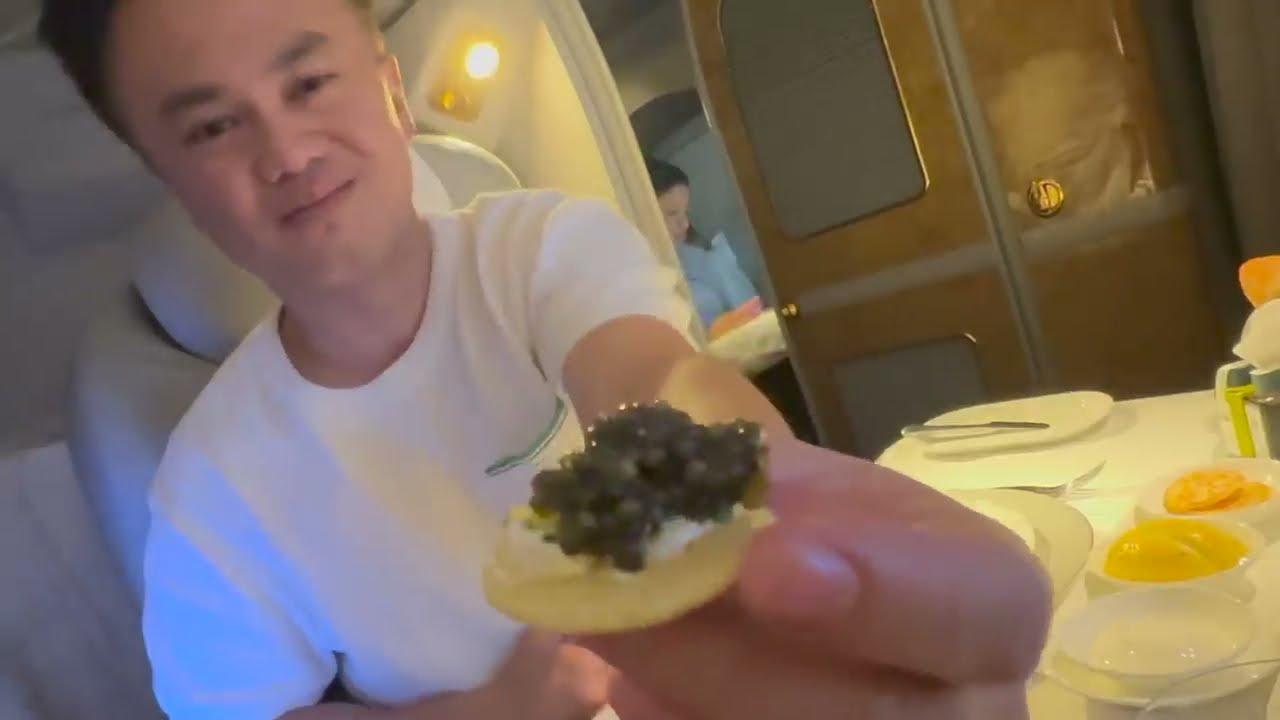 Emirates First Class Lounge thumbnail