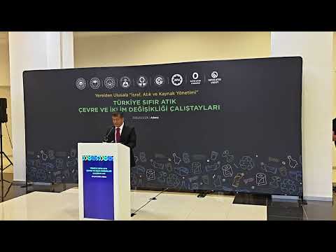 Adana Vali Yardımcısı Dr. Nuri Mehmetbeyoğlu, Adana Sıfır Atık Çalıştayında Konuştu.