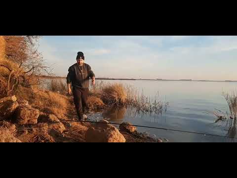 PESCA CON HONDA...laguna el camoati viamonte cordoba 