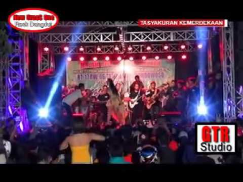 Vita Alvia - Ayang Ayang Live in Bondowoso
