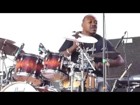 Eric Gales - It Just Beez That Way - 5/5/19 Dallas International Guitar Festival