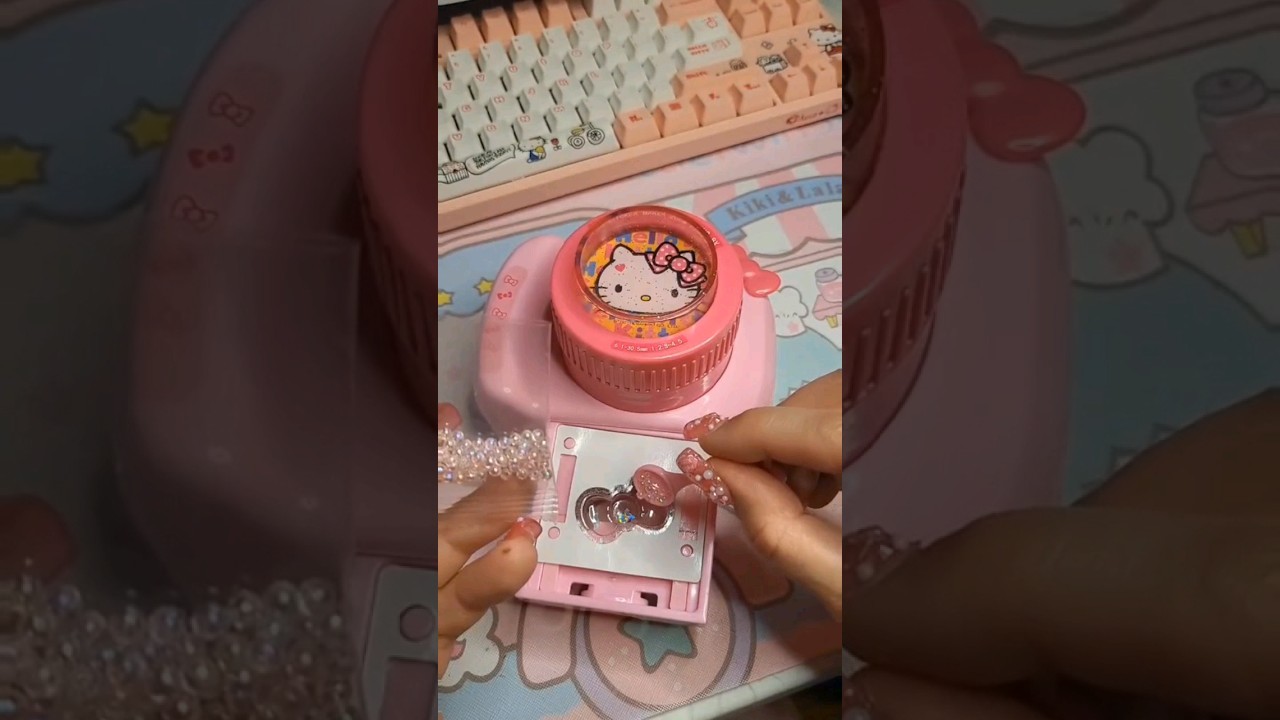 hello kitty 3D sticker maker #hellokitty #stickermaker