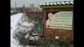 preview picture of video 'Il-neige-sur-les-côteaux-du-lyonnais-champagne-marc-chauvet'