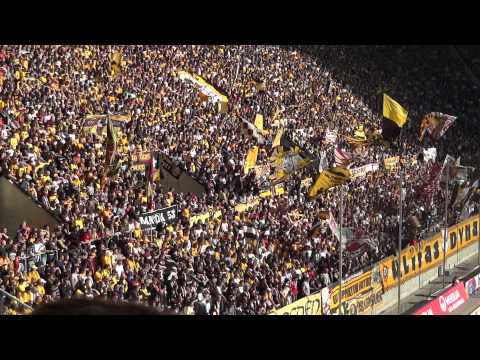 20.10.2012 SG Dynamo Dresden - Braunschweig - K-Block 17. Minute
