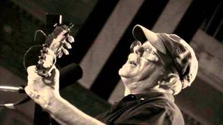 Silvio Rodríguez  -   esto no es una elegía