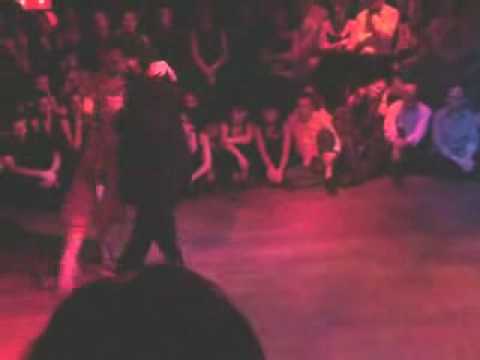 Mariano Frumboli  and  Eugenia Parilla  are  dancing  to  the  tango  "  El Recodo  "
