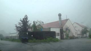 preview picture of video 'Schwergewitter mit Starkregen und Hagel 09.06.13 Kottmarsdorf'