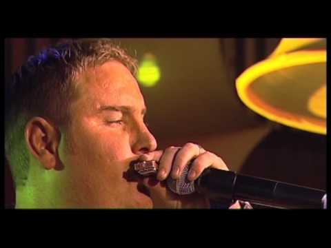 Zak van Niekerk - Swinging Safari (Live) (Official Video)