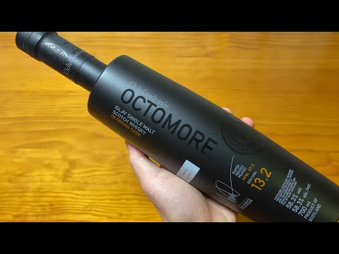 Unboxing Bruichladdich Octomore 13.2 Cask Strength Single Malt