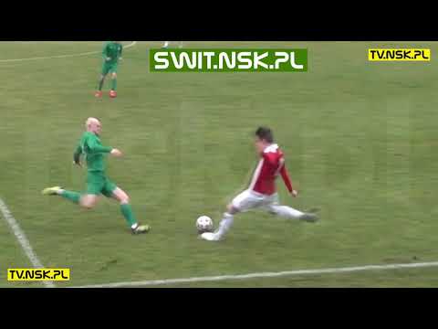 tv.nsk.pl 2020-03-07 Pogoń Grodzisk Maz. - Świt Nowy Dwór Maz. 3:2 (1:1) czerwona kartka dla Ciacha?