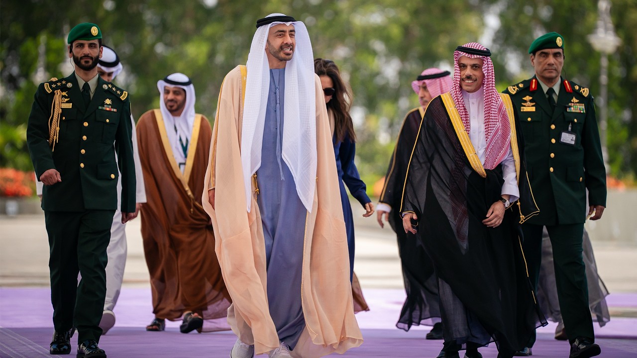 صورة بعنوان: Youtube Image