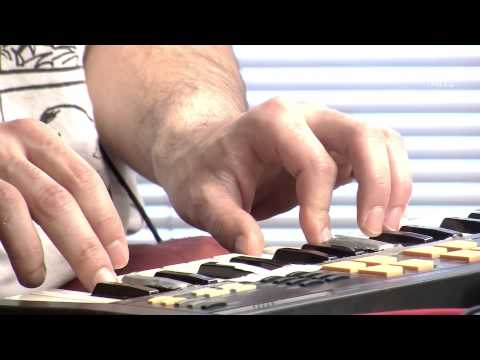 H-Burns en Session Très Très Privée - "Nowhere To Be"